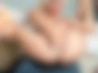 onehotblonde's Live Sex Cam Show