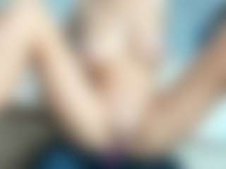 onehotblonde's Live Sex Cam Show