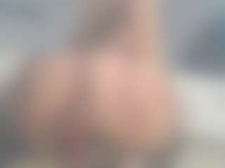 Live cam show with onehotblonde - Thong on Milfs Live