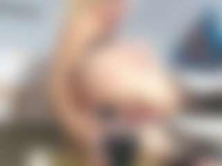 onehotblonde's Live Sex Cam Show
