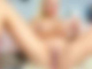 onehotblonde's Live Sex Cam Show