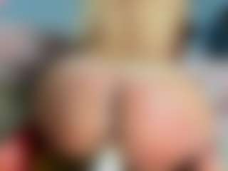 onehotblonde's Live Sex Cam Show
