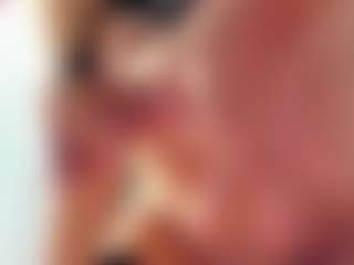 onehotblonde MILF webcam performer live streaming