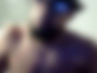 Live cam show with WhiskeyWood DuhGOD - Average on Hubzter Live