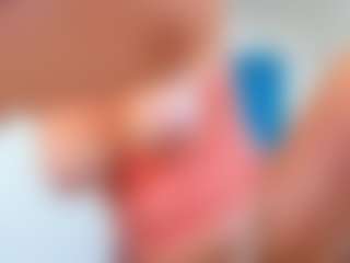 Live cam show with ninadee - Smoking on Camsoda