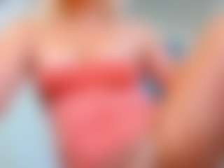 Live cam show with ninadee - Smoking on Camsoda