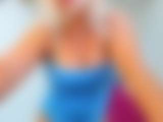 Live cam show with ninadee - Shaved on Camsoda