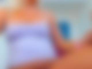 Live cam show with ninadee - Smoking on Camsoda