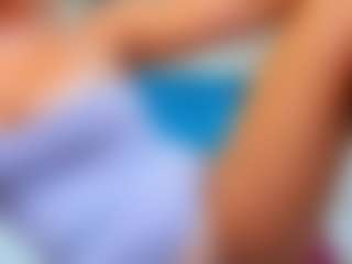 Live cam show with ninadee - Smoking on Camsoda
