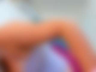 Live cam show with ninadee - Smoking on Camsoda