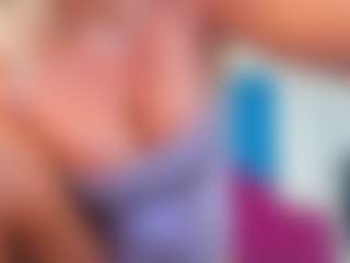 Live cam show with ninadee - Ride on Camsoda