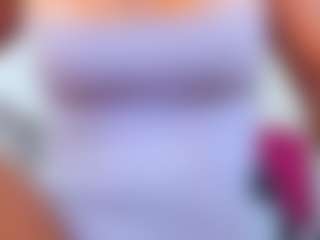 Live cam show with ninadee - Hairy on Camsoda