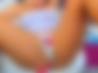 Live cam show with ninadee - Smoking on CamClone