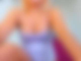 Live cam show with ninadee - Fuck on Mixed Magazine Live