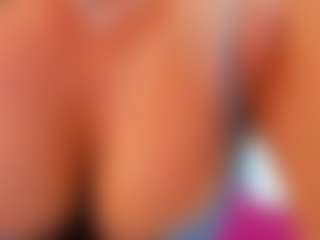 Live cam show with ninadee - Ride on anonymated.com