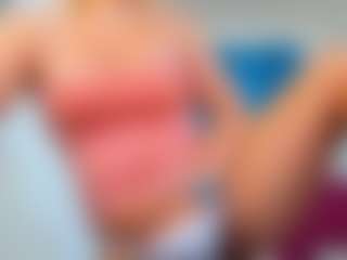 Live cam show with ninadee - Smoking on CamClone