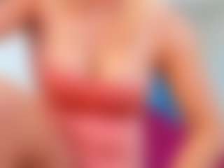 Live cam show with ninadee - Smoking on Hubzter Live