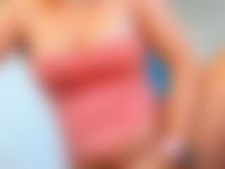 Live cam show with ninadee - Blonde Hair Curvy on live.xbliss.ai