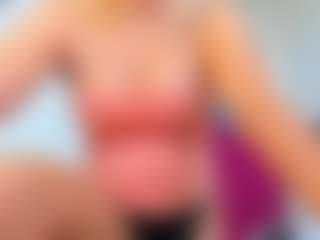 Live cam show with ninadee - Shaved on justonemore.cc