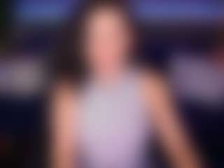 dafnimon MILF webcam performer live streaming