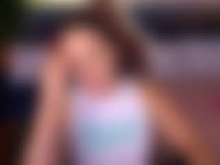 dafnimon's Live Sex Cam Show