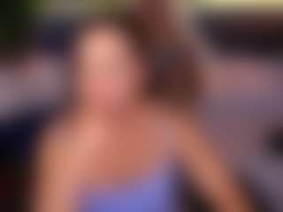 dafnimon's Live Sex Cam Show