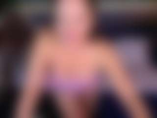 Live cam show with dafnimon - Petite on livesuperchat.net
