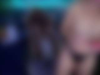 Live-Cam-Show mit dafnimon - Bikini auf Camsoda