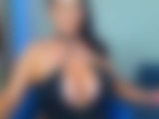 Live cam show with Queen Eva Maria - Shaved Pussy Big Tits on Camsoda