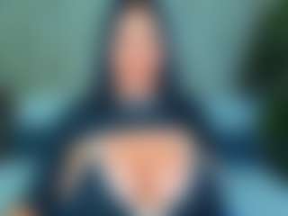 Live cam show with Queen Eva Maria - Smoke on Camsoda