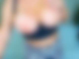 Queen Eva Maria's Live Sex Cam Show