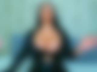 Live cam show with Queen Eva Maria - HD MILF on https://playwithruby.com
