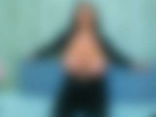 Queen Eva Maria's Live Sex Cam Show