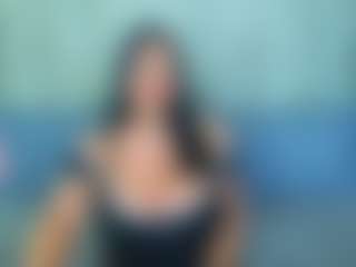 Live cam show with Queen Eva Maria - Tease MILF on Camsoda