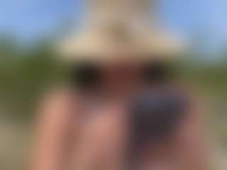 SaritaNice's Live Sex Cam Show