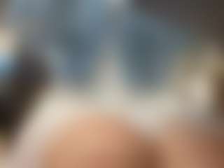 SaritaNice's Live Sex Cam Show