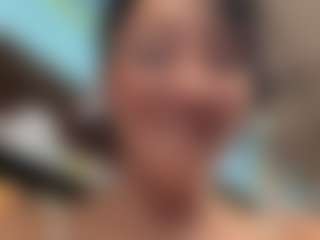 Live cam show with SaritaNice - Squirt Latina on xDating | colombia