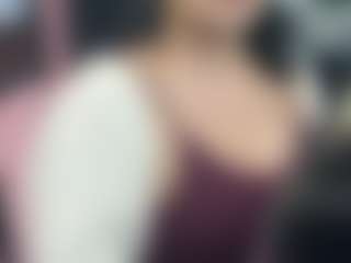 Live cam show with SaritaNice - Bedroom on Uber Horny