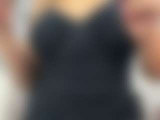 Live cam show with SaritaNice - Arab Young Adult on AdultVida.com