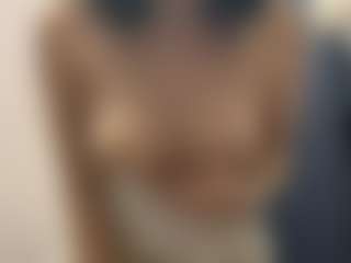SaritaNice's Live Sex Cam Show
