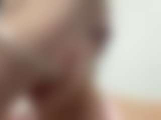 Live cam show with SaritaNice - Outside on Soda Cam