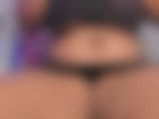 Live cam show with ArianaContee - Cum In Pussy on Gym Cam Girls