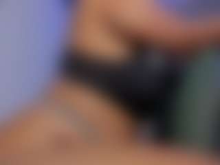 ArianaContee's Live Sex Cam Show