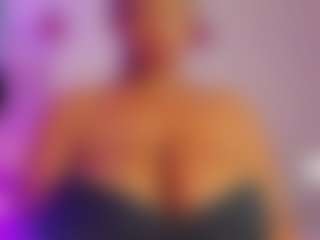 ArianaContee's Live Sex Cam Show