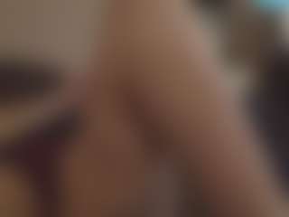 Live cam show with ireallysquirt - Senior on CamSodaAdn