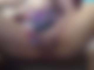 Live cam show with ireallysquirt - Glasses on SmokeAndPoke