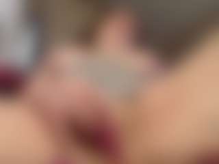 ireallysquirt's Live Sex Cam Show
