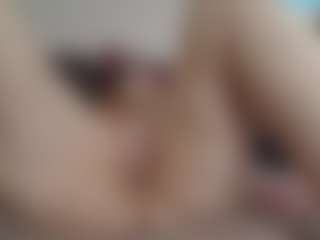 Live cam show with ireallysquirt - Granny Squirt on Camversity
