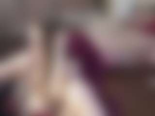 Live cam show with ireallysquirt - Moaning on madthumbs