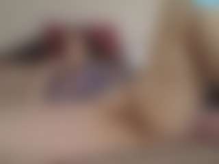 Live cam show with ireallysquirt - Granny on Hubzter Live